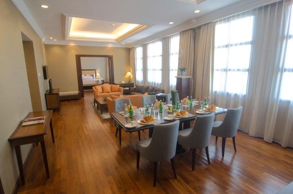 The Sunan Hotel Solo Екстериор снимка