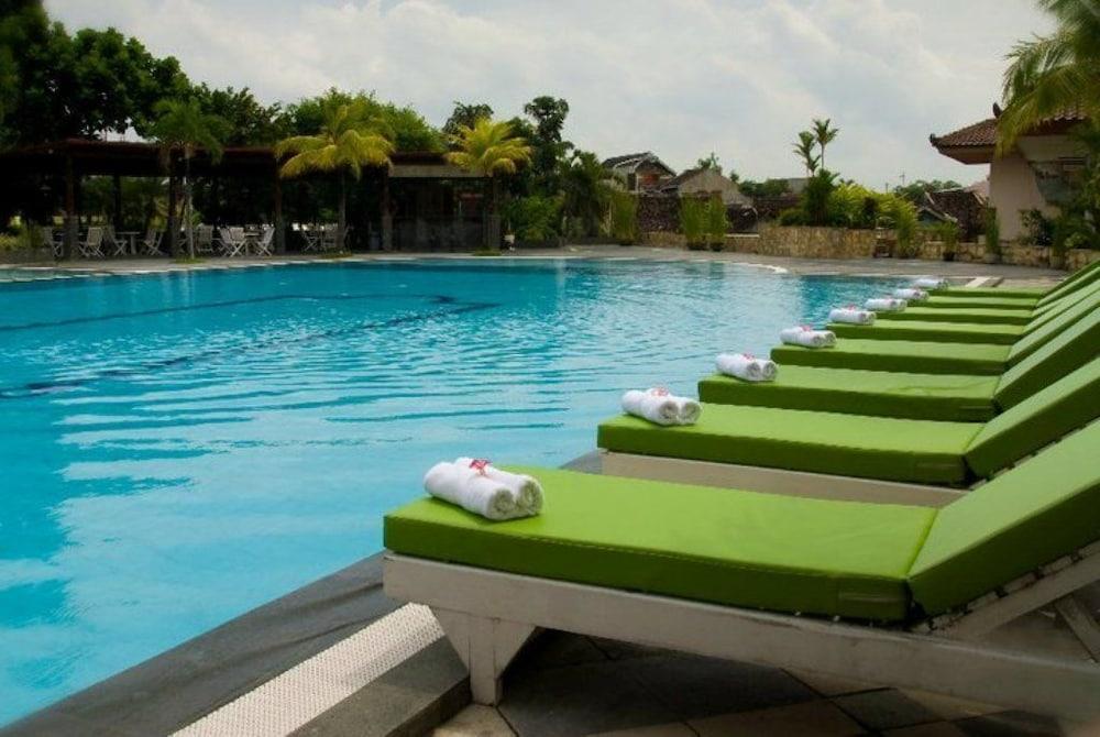 The Sunan Hotel Solo Екстериор снимка