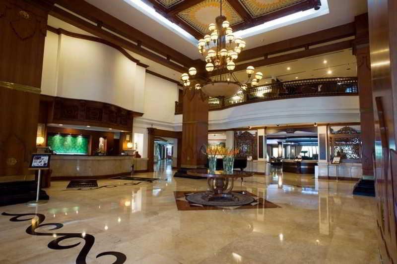 The Sunan Hotel Solo Екстериор снимка