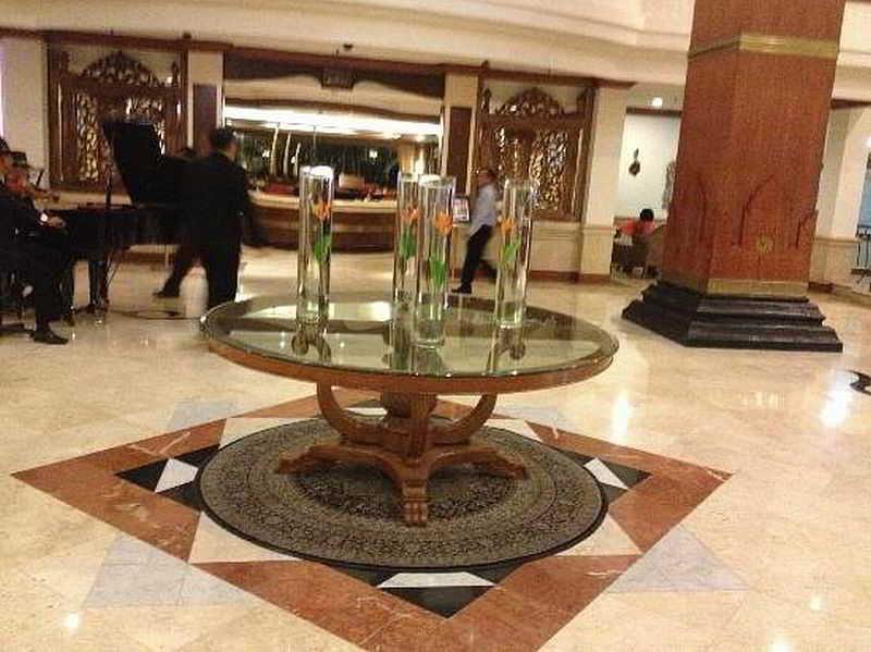 The Sunan Hotel Solo Екстериор снимка