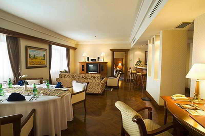The Sunan Hotel Solo Екстериор снимка