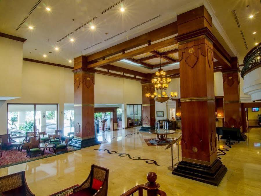 The Sunan Hotel Solo Екстериор снимка
